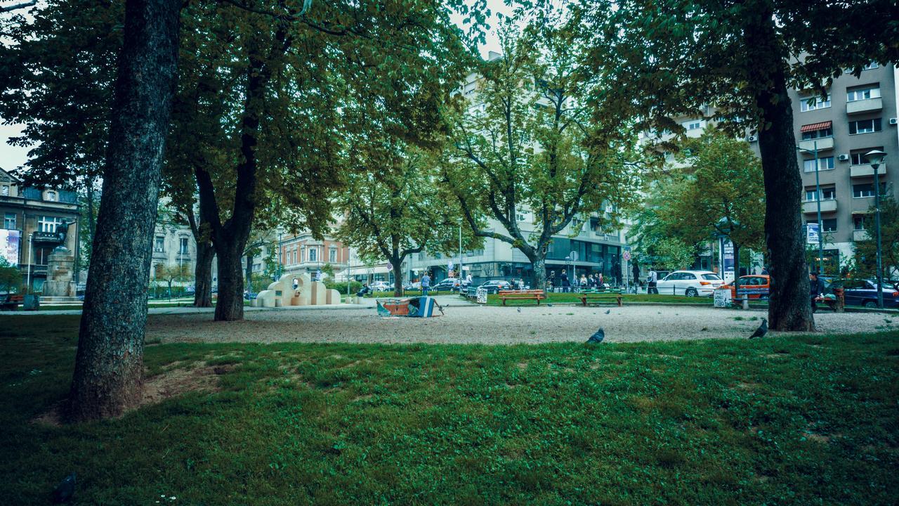Supreme Palace Cube Beograd Ngoại thất bức ảnh