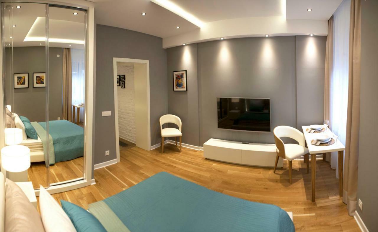 Supreme Palace Cube Beograd Ngoại thất bức ảnh